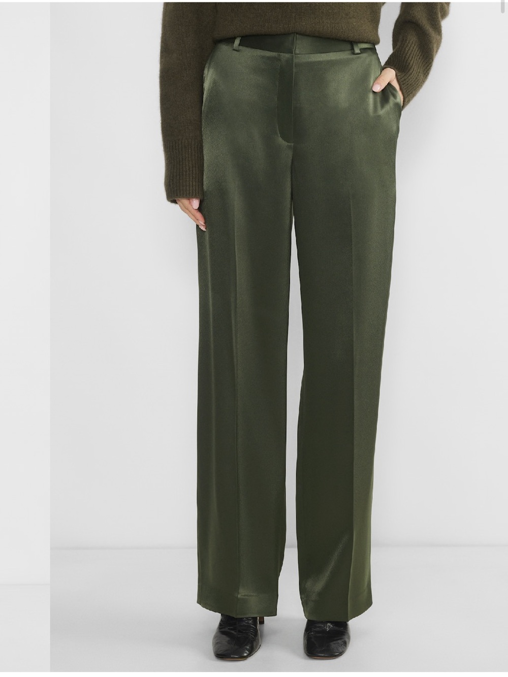 Aritzia Babaton High-rise straight satin pants size 8 NWOT - Quiet Luxury